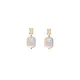 Chloe Pearl earring
