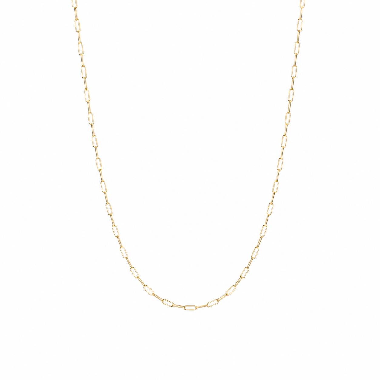 Gold paperclip chain necklace with elongated links, in 18k gold plating.
