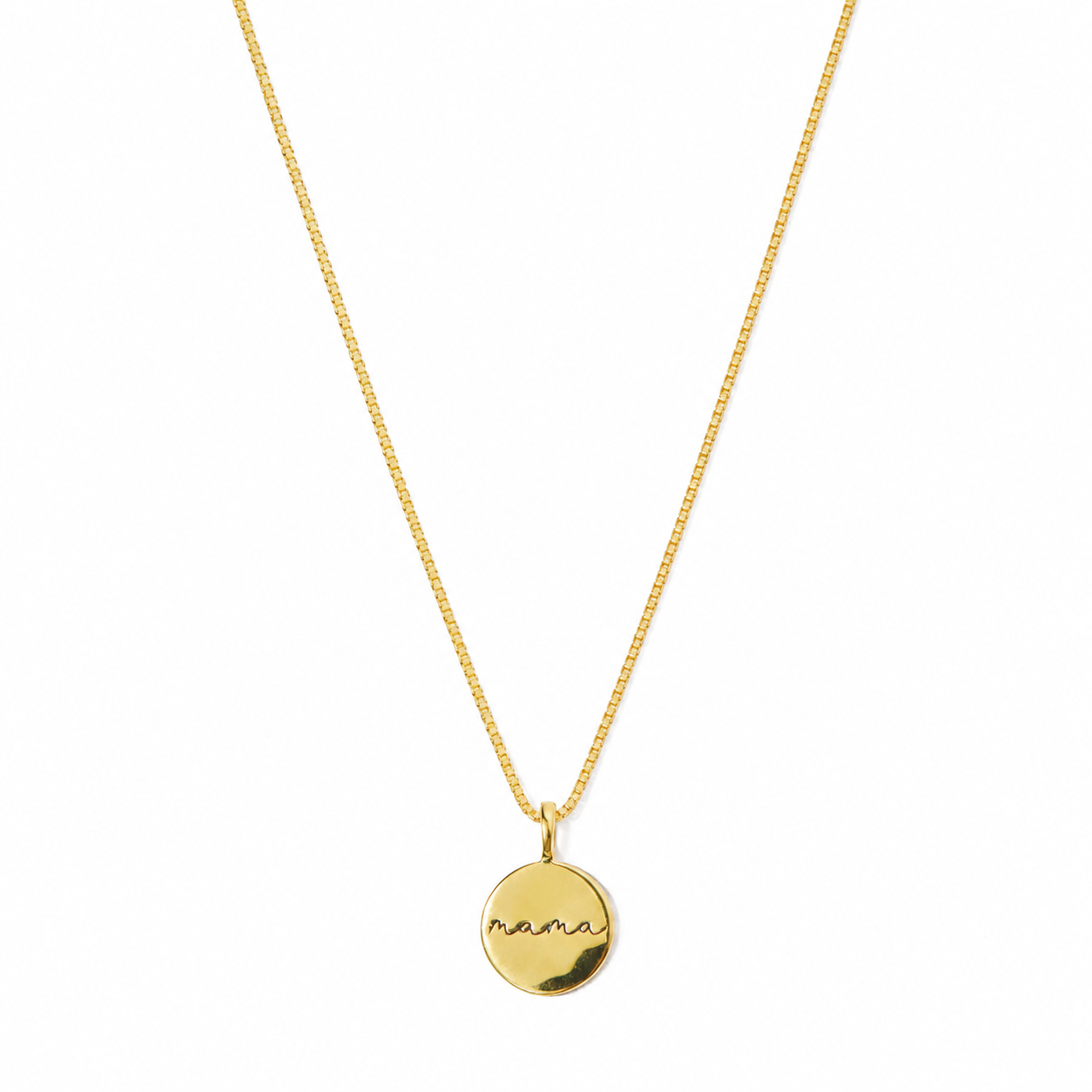 Gold box chain necklace with a round disc pendant engraved "mama" in script, in 18k gold plating.